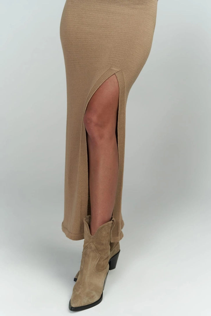 "SAFARI" ПЛАТЬЕ СВЕТЛО-КОРИЧНЕВОЕ